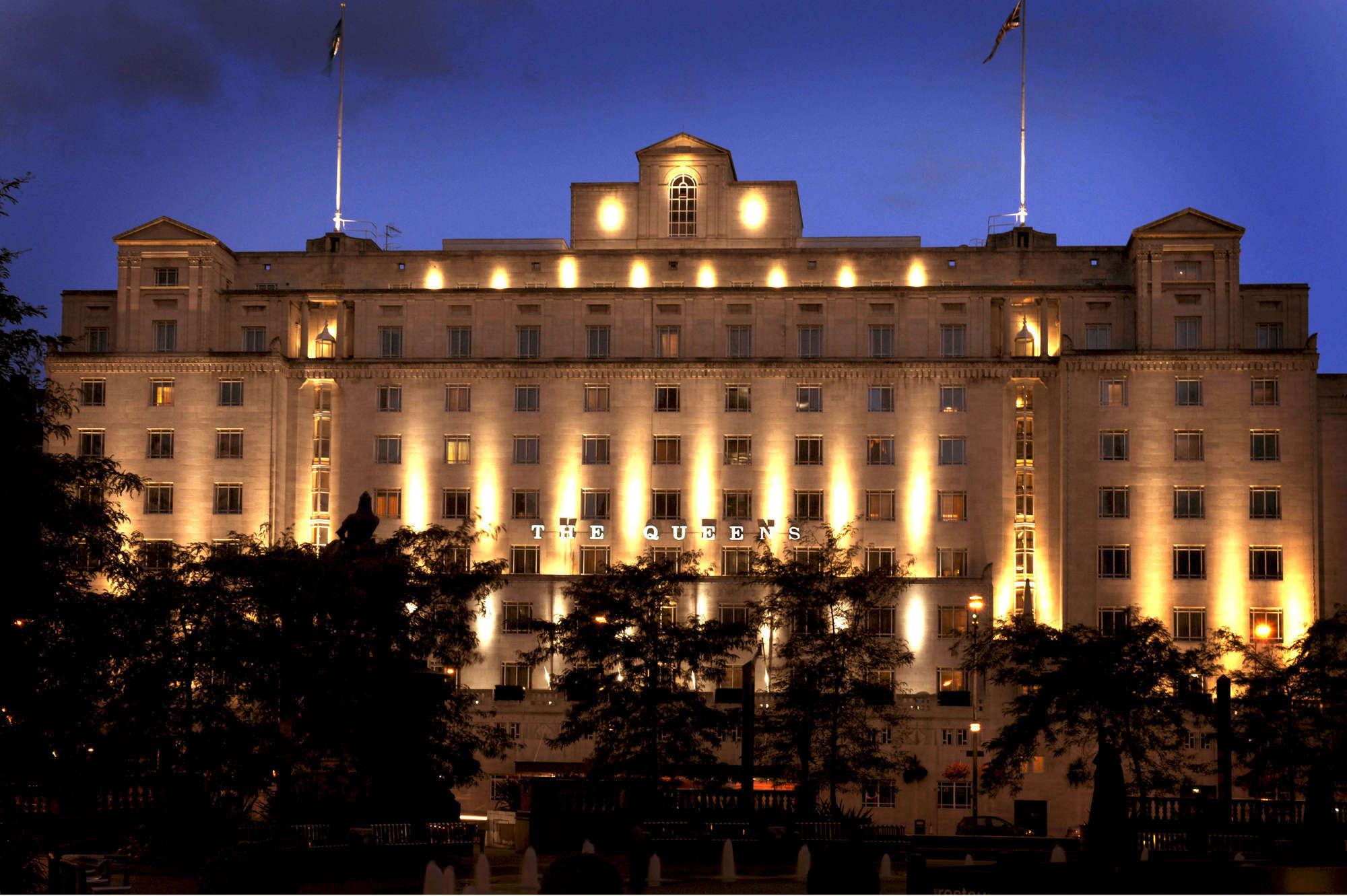 The Queens Hotel Leeds  Exterior photo